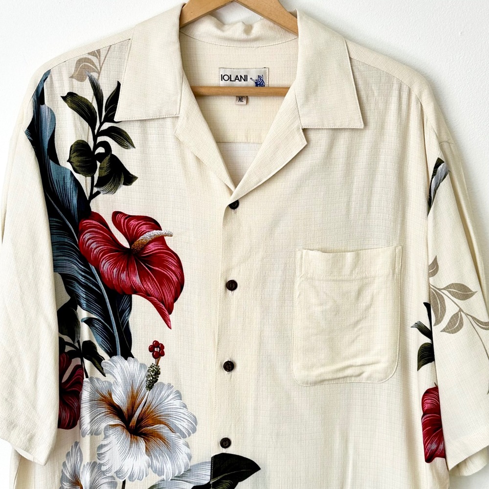Iolani Mens XL Hawaiian Shirt Cream Floral Hibiscus Graphic Camp Aloha Top - Picture 5 of 11